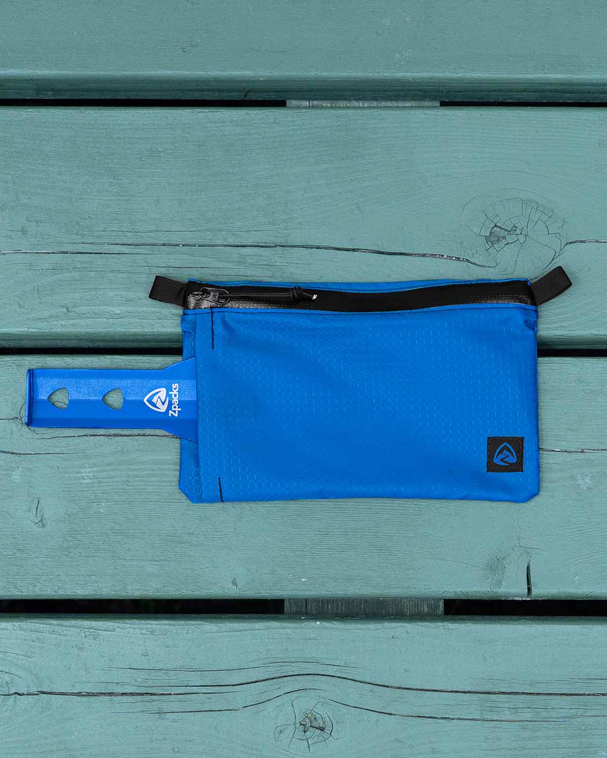 Zpacks Potty Pack with Trowel｜外側ポケットにトロウェルを収納した状態