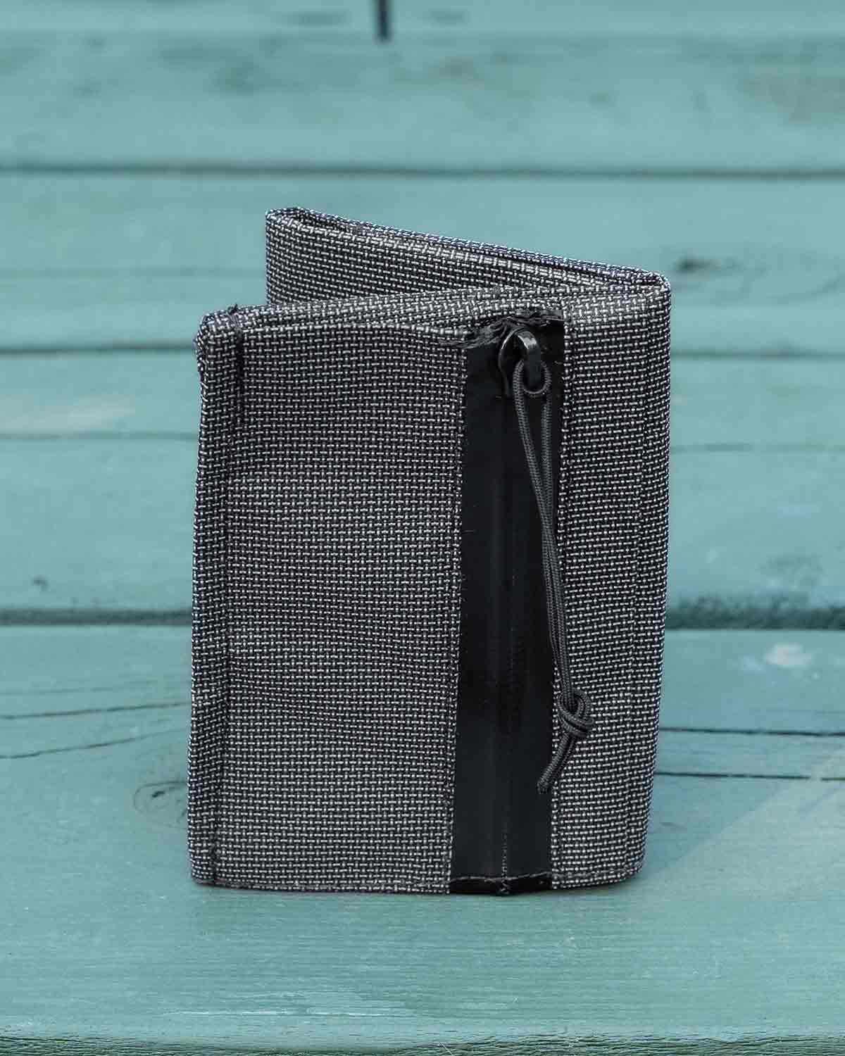 zpacks-tri-fold-minimalist-