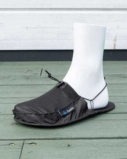 Zpacks Ultralight Camp Shoes｜製品画像（Jet Black）